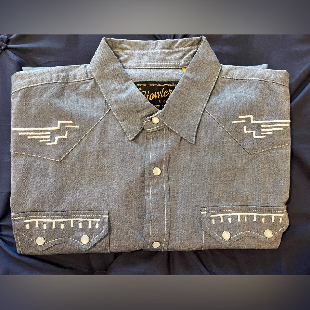 Howler Brothers “Pictographs” Crosscut Deluxe Snap shirt Size L